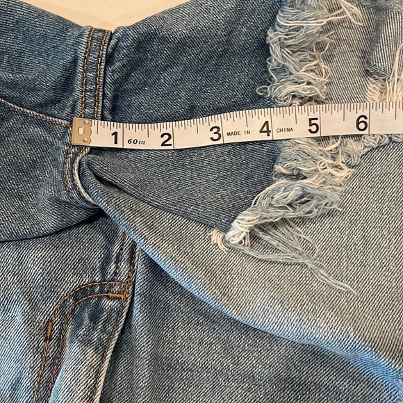 Cello Cutoff Shorts Distressed Frayed Hem Size S - Picture 6 of 16